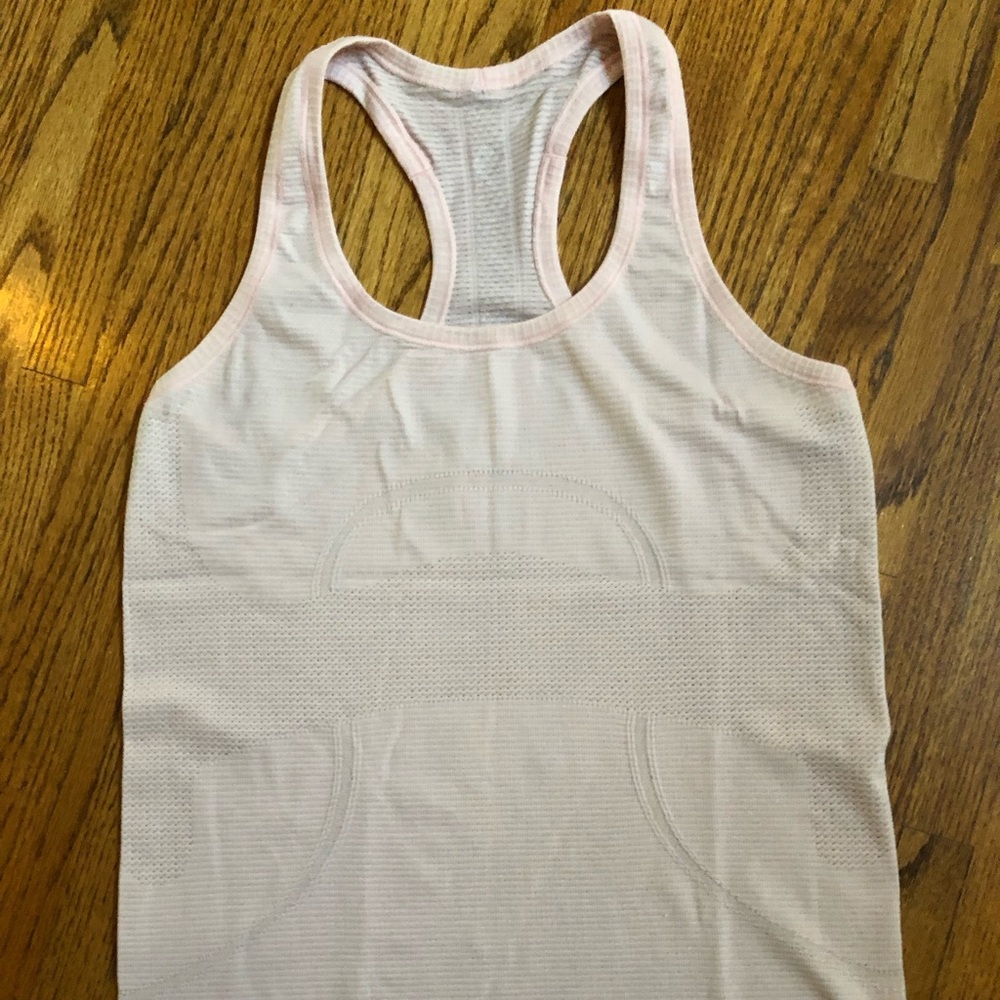 Lululemon Women’s Light Pink Tank Top Sz 8